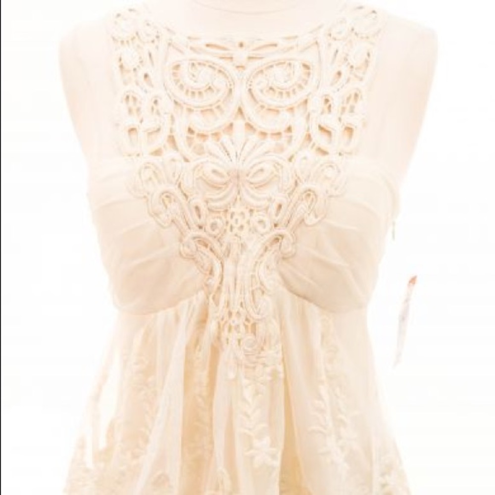Boston Proper NEW Beautiful Lace Top - NWOT